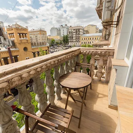 Dayflat Apartments Khreschatyk Kyiv Exterior photo