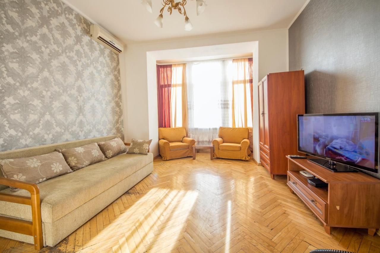 Dayflat Khreschatyk Daire Kiev
