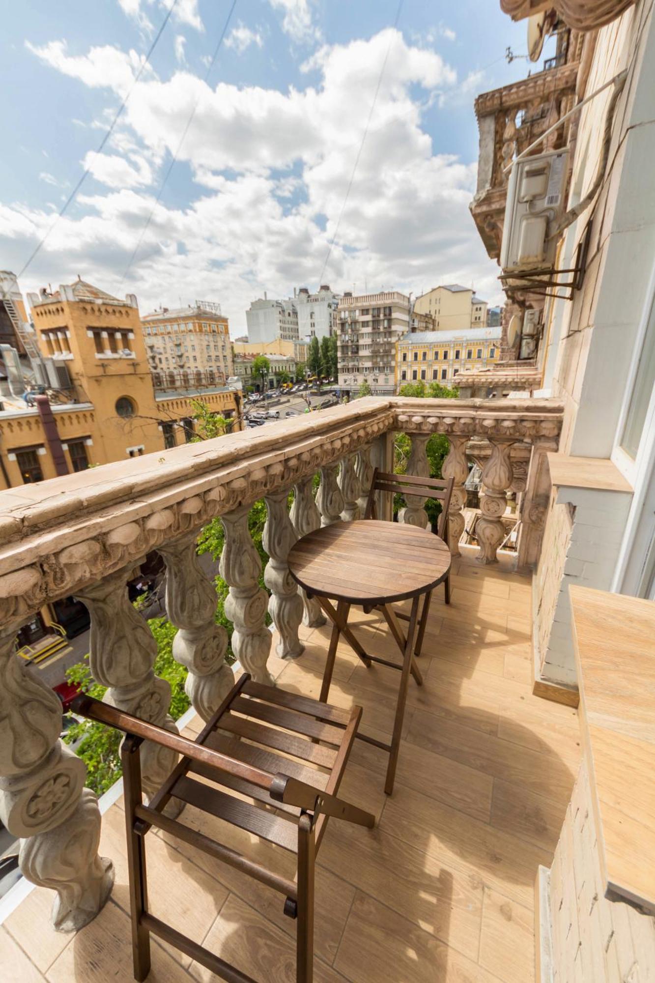 Апартаменты Dayflat Khreschatyk